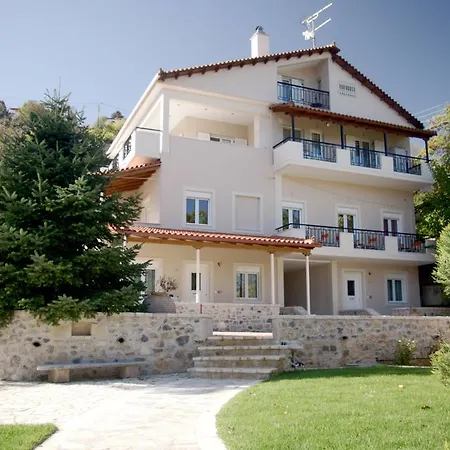 Guest house Xenonas Ioanni Parcha *