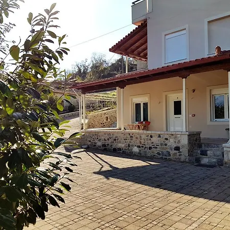 Guest house Xenonas Ioanni Parcha